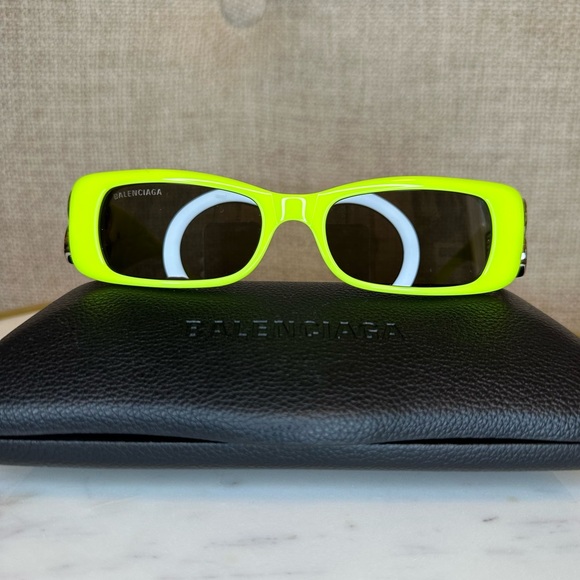 New! Authentic Balenciaga BB0096S Sunglasses - Picture 5 of 14
